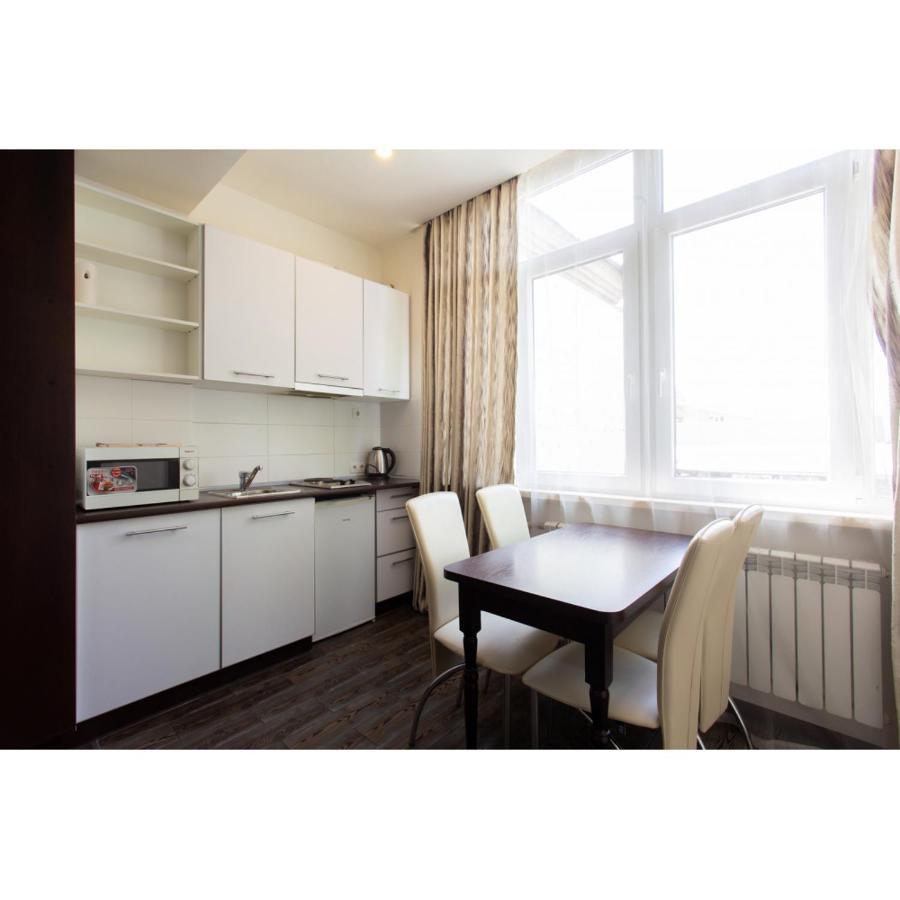 Studio Apartments In The City Center 哈尔科夫 外观 照片