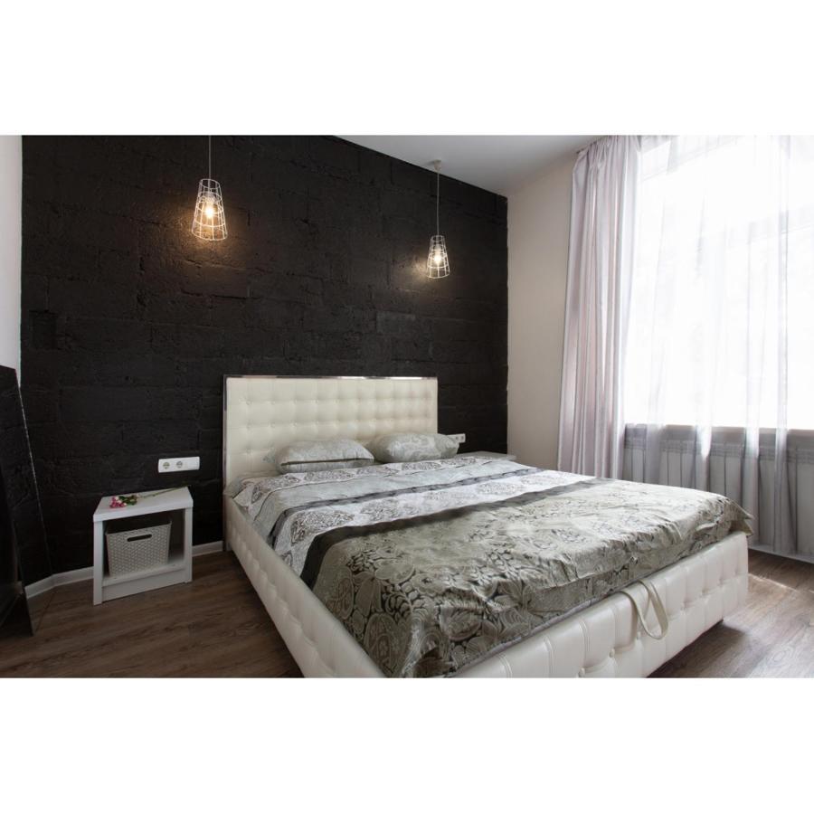 Studio Apartments In The City Center 哈尔科夫 外观 照片